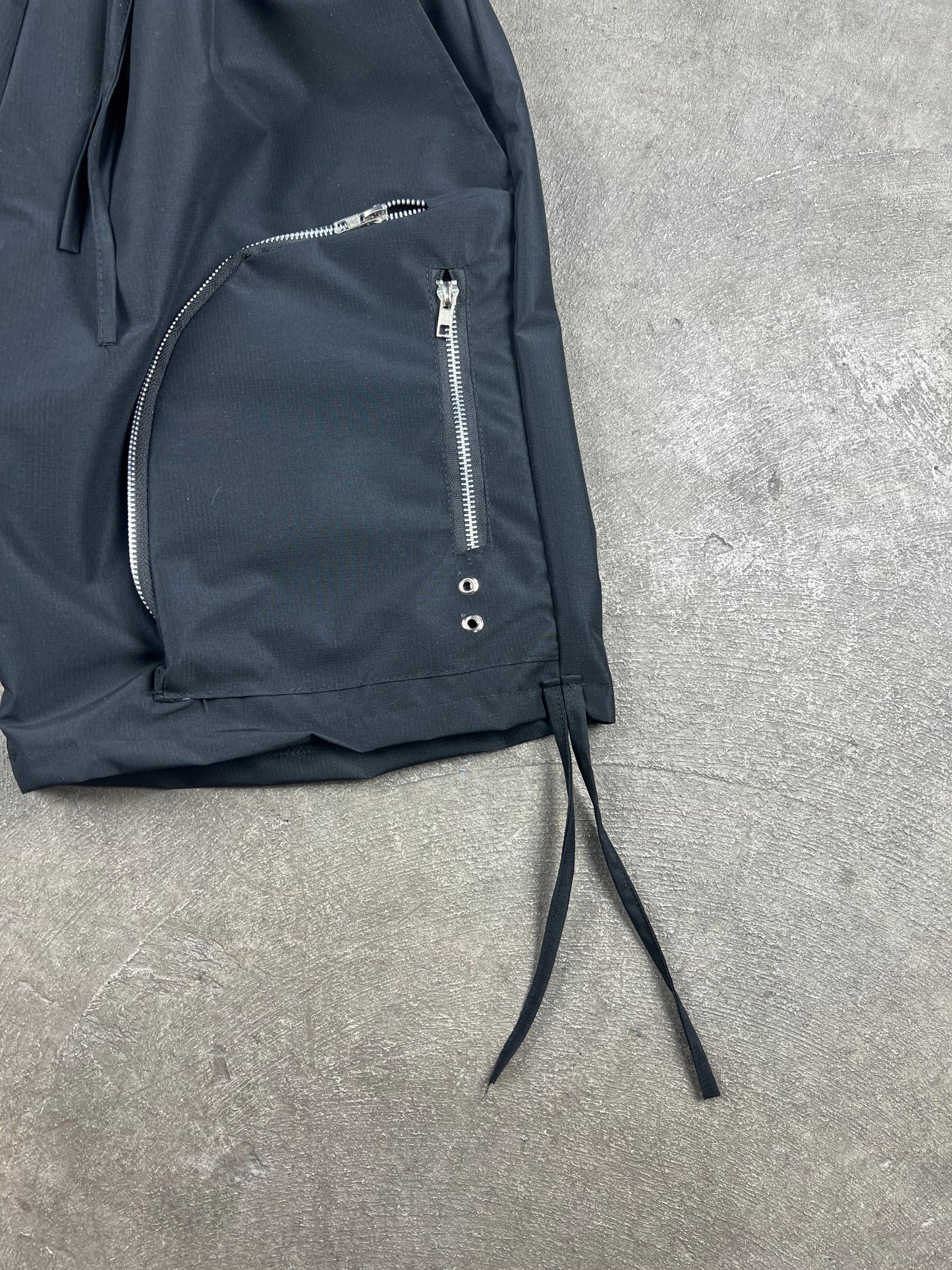SHORT METALLIC