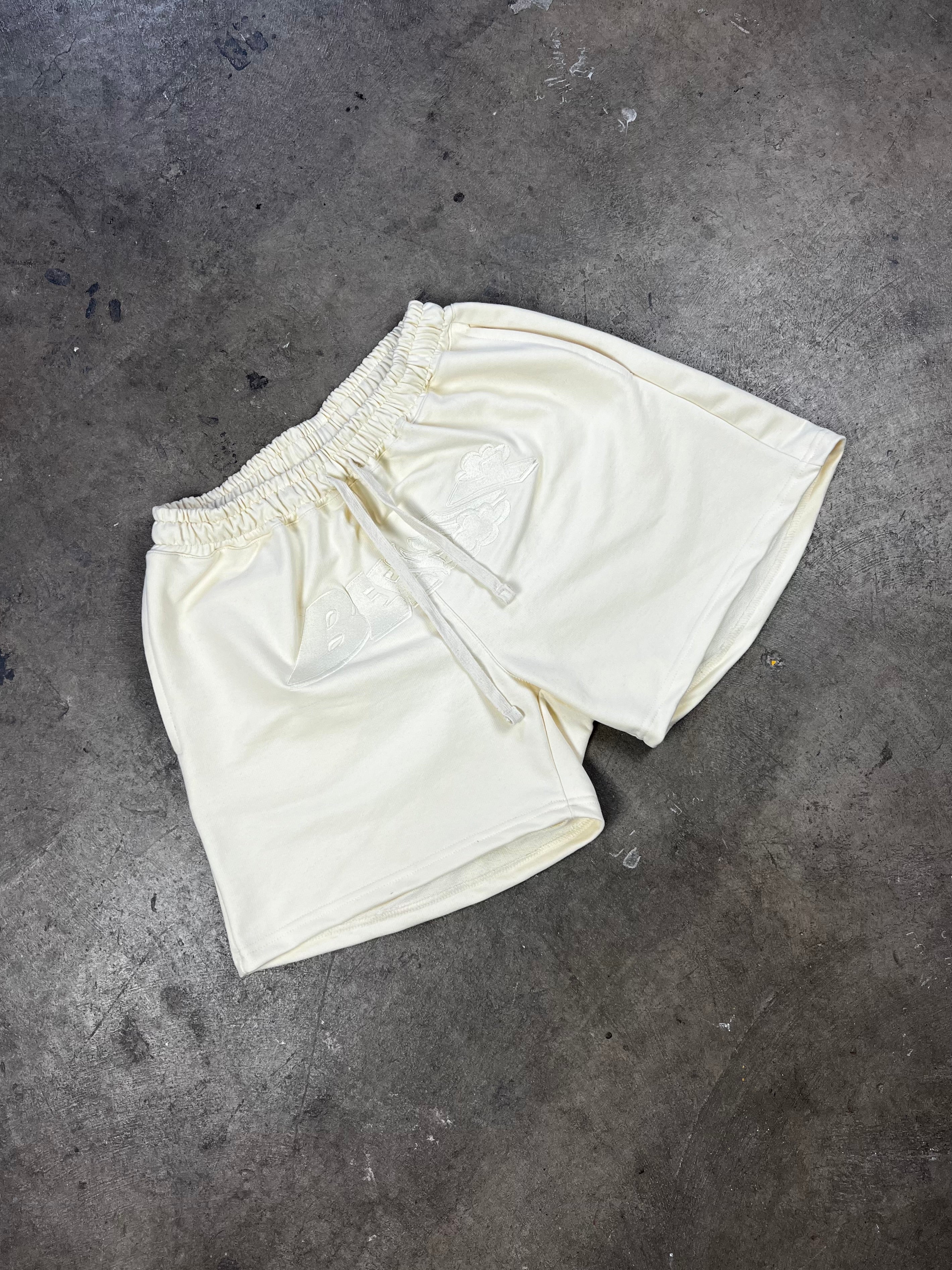 SHORT BEEWAY NUBE – Beeway
