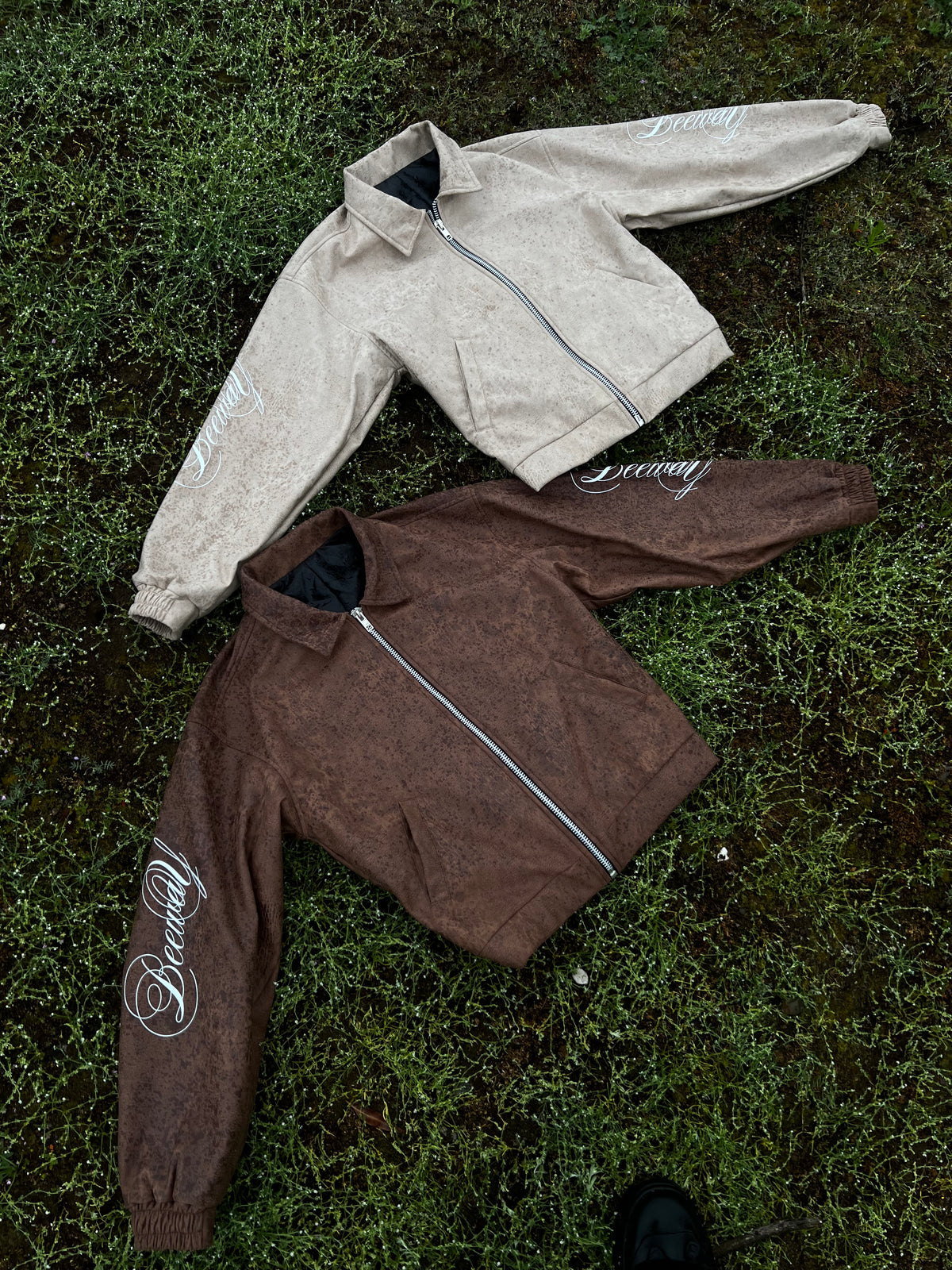 JACKET GAMUZA FIBRA (GRIS PIEDRA)